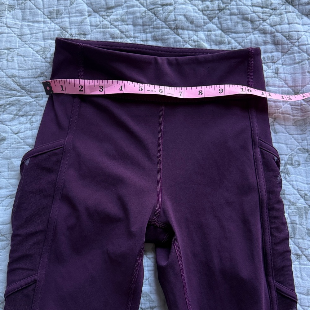 EUC Lululemon Wild And Free Tight Darkest Magenta 11” across 0/2 - Picture 6 of 6